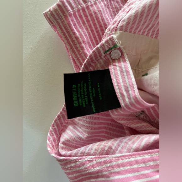 New Girl’s John Deere pink & white striped overalls 4T pockets adjustable straps - Picture 4 of 7